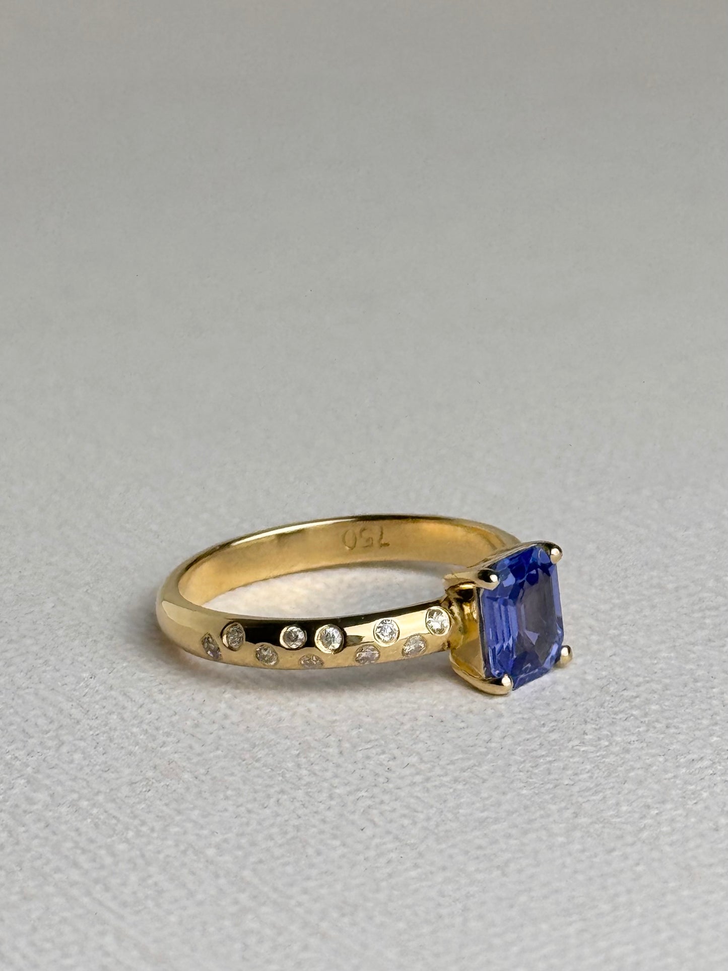 Sapphire Solitaire and Diamond Sprinkle Ring